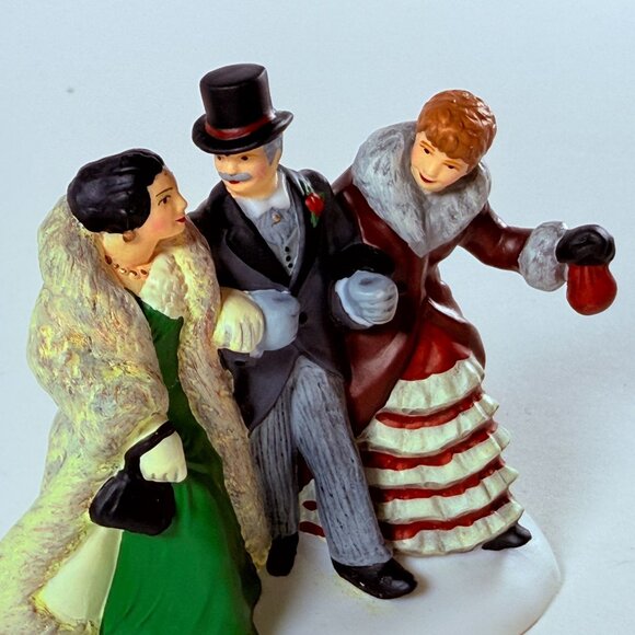 Dept 56 On To The Show Hand-Painted Ceramic Christmas Village Figurine - Picture 7 of 10